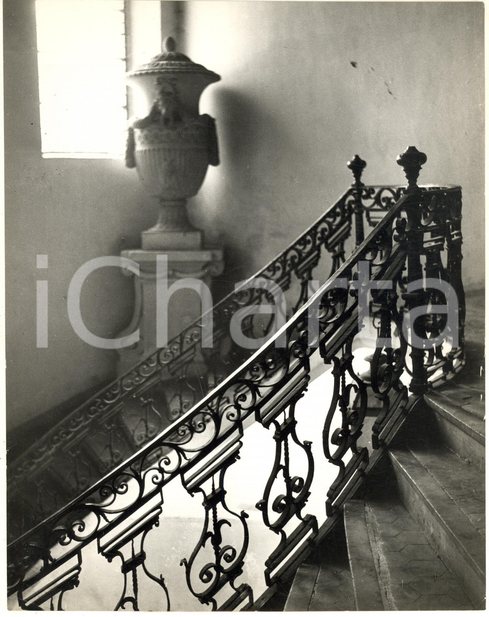 Fotografia d epoca originale 1970 ca AIXENPROVENCE FRANCE Palais de l ArchevÃªchÃ©  Escalier Photo 2 1