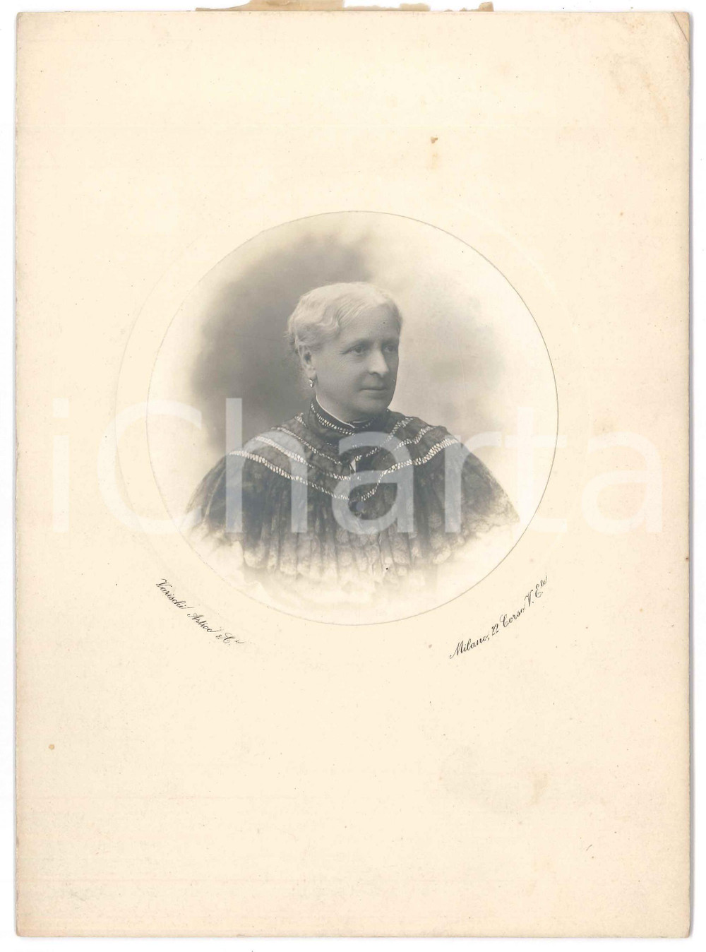 Fotografia d epoca originale 1900 ca MILANO Ritratto di anziana donna  Foto VARISCHI ARTICO 16x22 cm 1