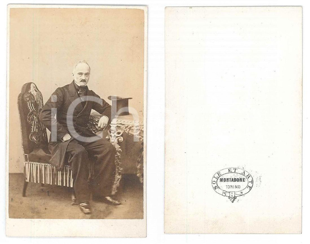 Fotografia d epoca originale 1870 ca TORINO Ritratto di gentiluomo seduto con cilindro  Foto MONTABONE CDV 1