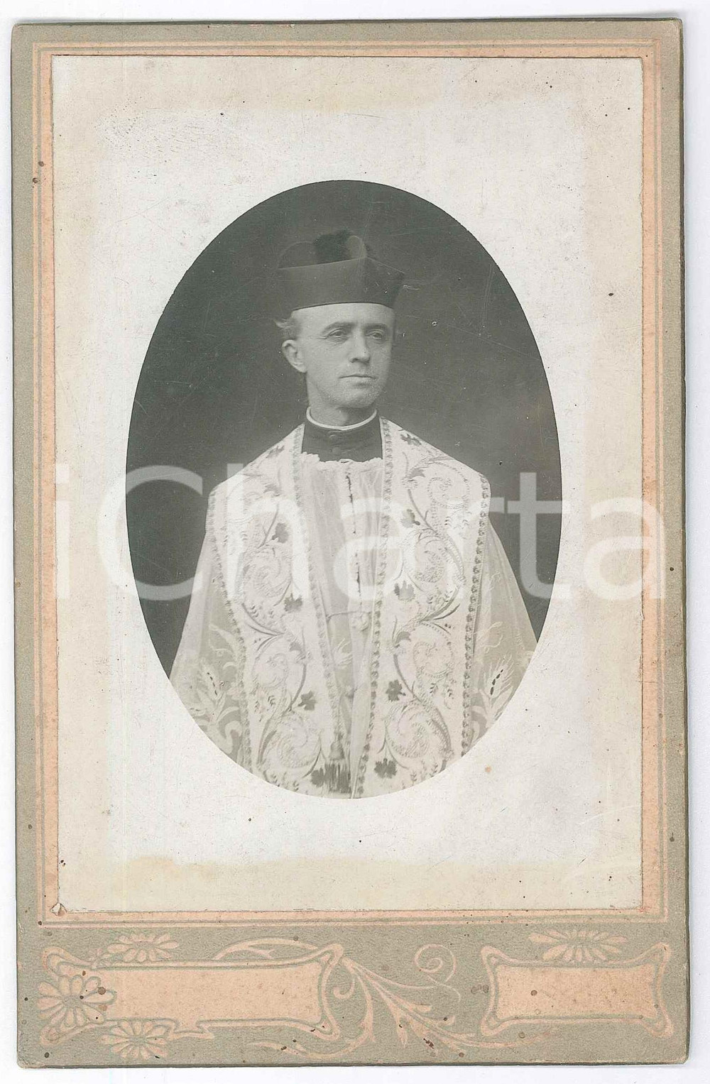 Fotografia d epoca originale 1910 ca ITALIA Ritratto di giovane vescovo  Fotografia 11x16 cm 1