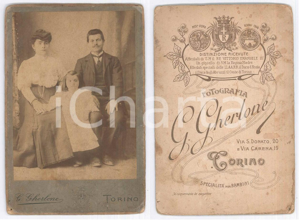 Fotografia d epoca originale 1910 ca TORINO Ritratto di famiglia con bambina Foto Giovanni GHERLONE 1