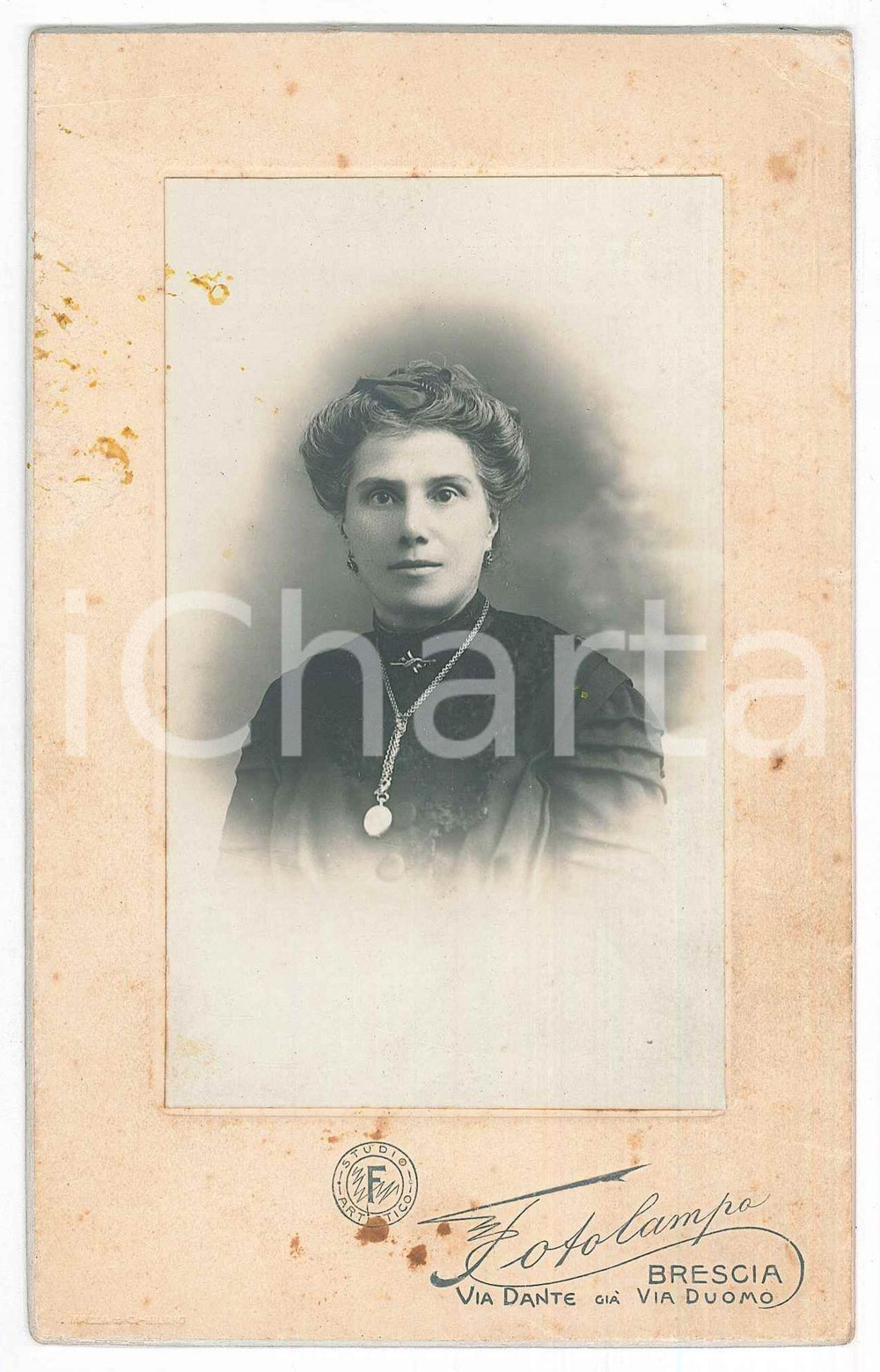 Fotografia d epoca originale 1910 ca BRESCIA Famiglia PALAZZI  Nobildonna con orologio al collo  FOTOLAMPO 1