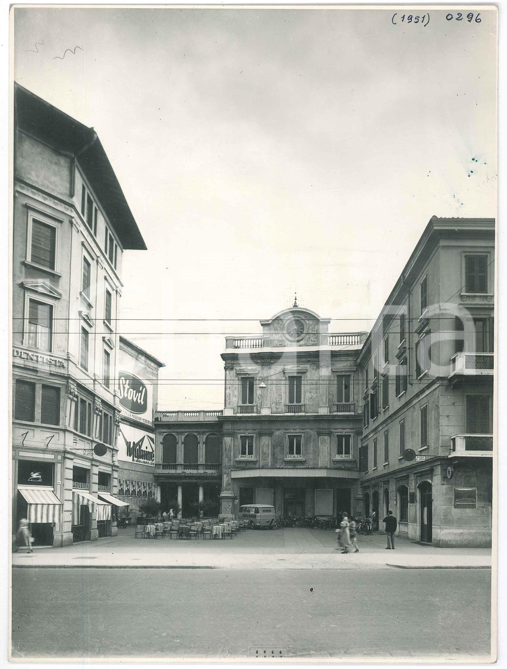 Fotografia d epoca originale 1955 BRESCIA Centro Storico  Sede del Partito Socialista  Foto 18x24 cm 1