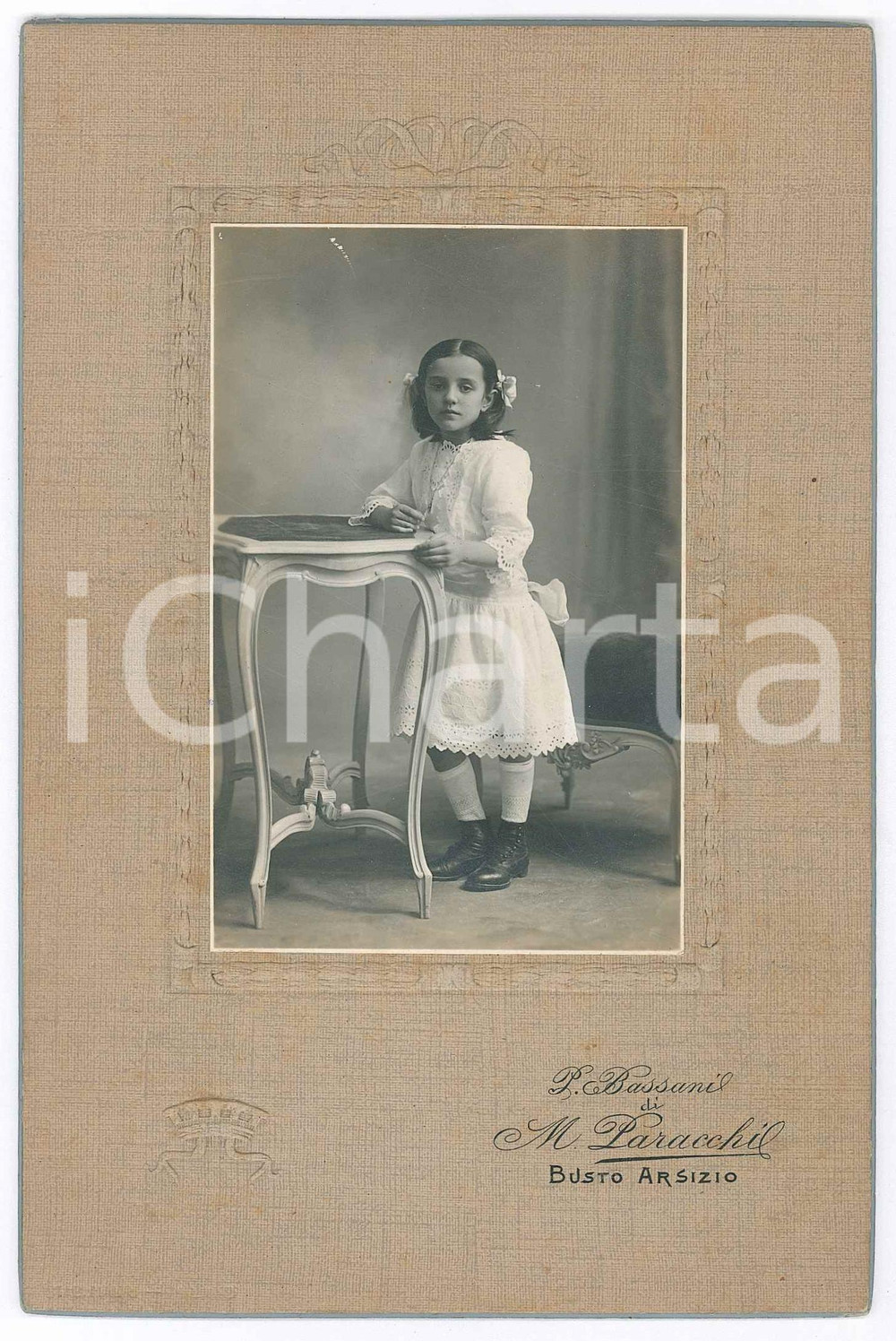 Fotografia d epoca originale 1910 ca BUSTO ARSIZIO VA Famiglia CRESPI  Ritratto di bambina Foto PARACCHI 1