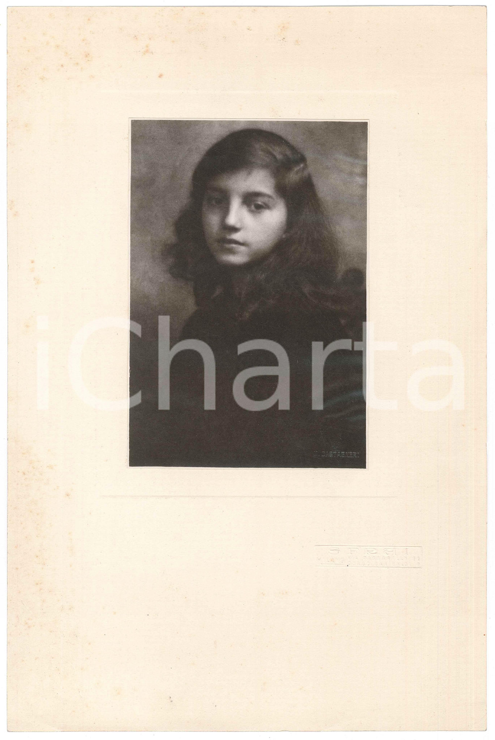 Fotografia d epoca originale 1930 ca MILANO Ritratto di bambina  Foto Mario CASTAGNERI  S.F.R.A.I. 3 1