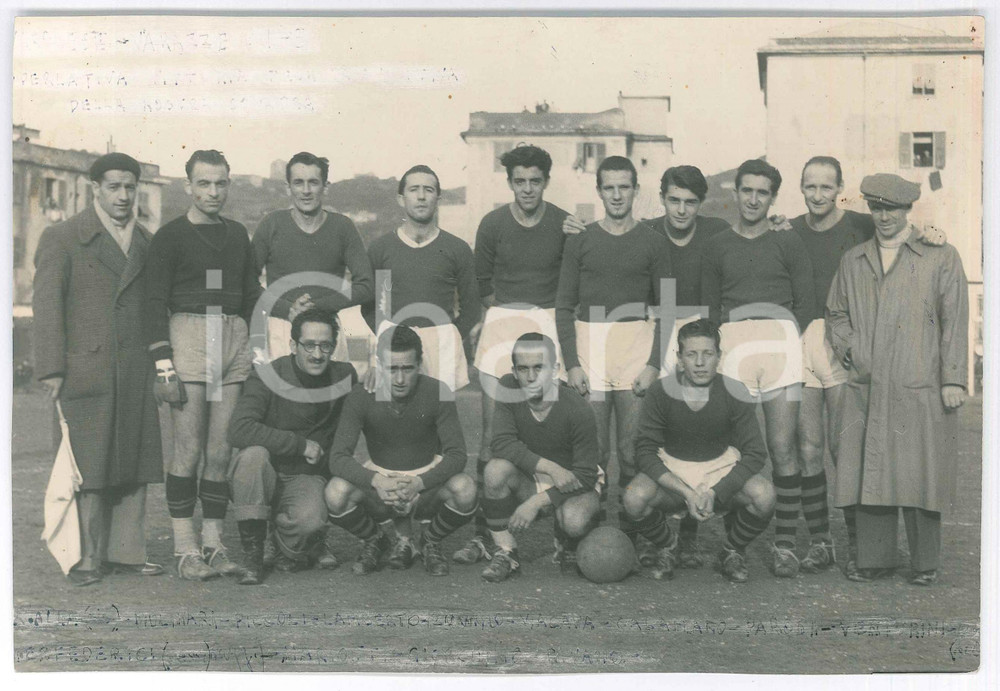 Fotografia d epoca originale 1947 RIVAROLO  CALCIO Squadra VARAZZE F.C. prima della partita  Foto 22x15 cm 1