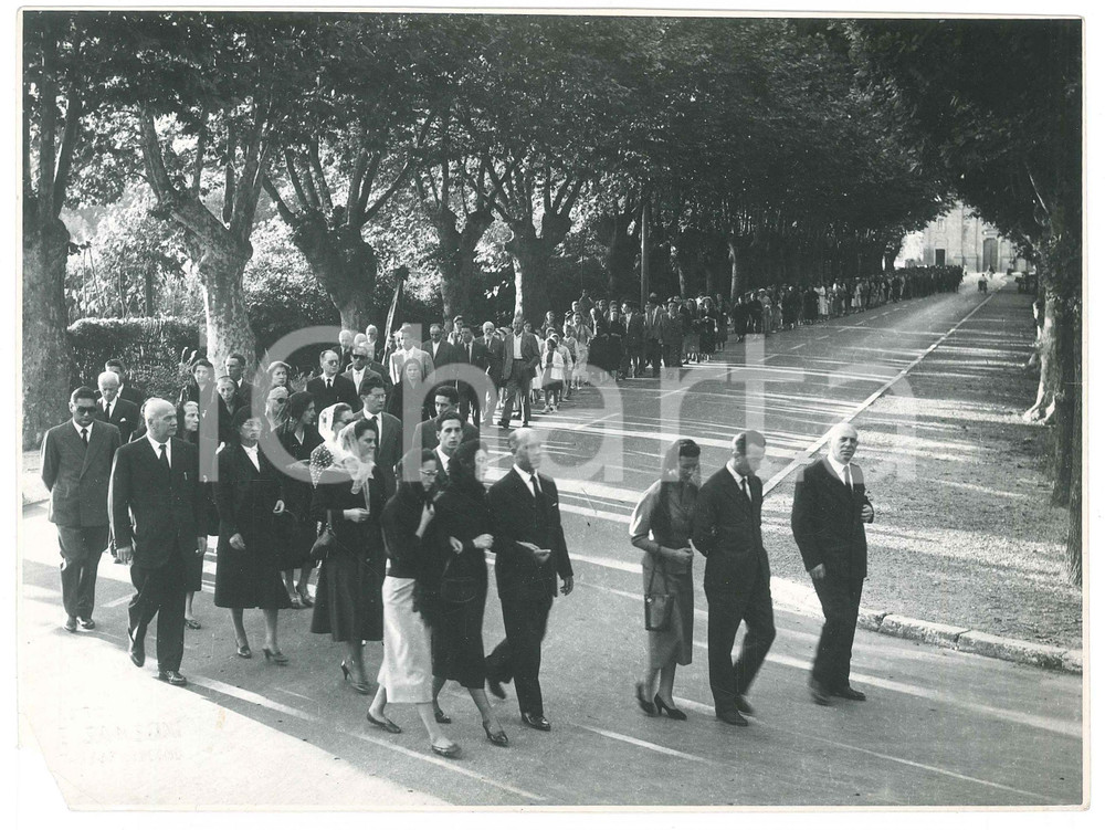 Fotografia d epoca originale 1955 ca CODOGNO LO Corteo funebre 4 Foto DANNEGGIATA 23x17 cm 1