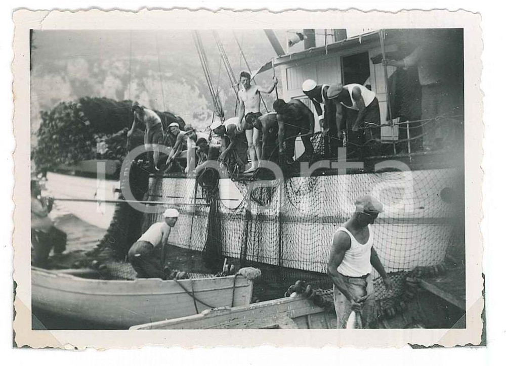 Fotografia d epoca originale 1938 ABBAZIA ISTRIA  COSTUME  Pesca del tonno  Foto 9x7 cm 1