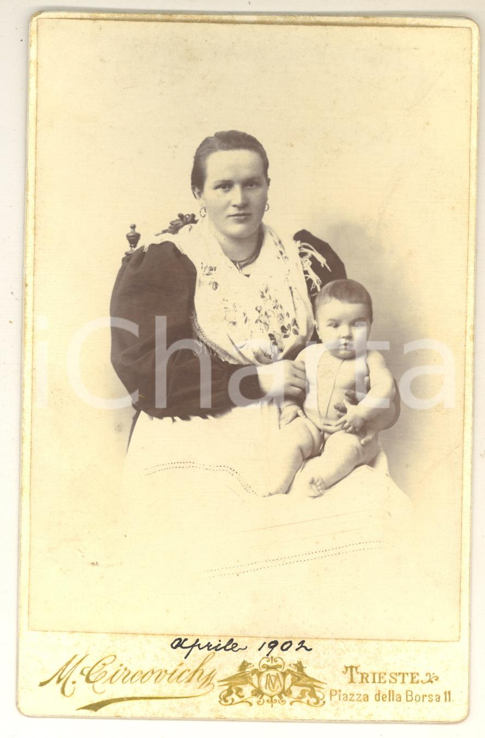 Fotografia d epoca originale 1902 TRIESTE Balia con bambino  Ritratto Foto Mario CIRCOVICH 10x16 cm 1
