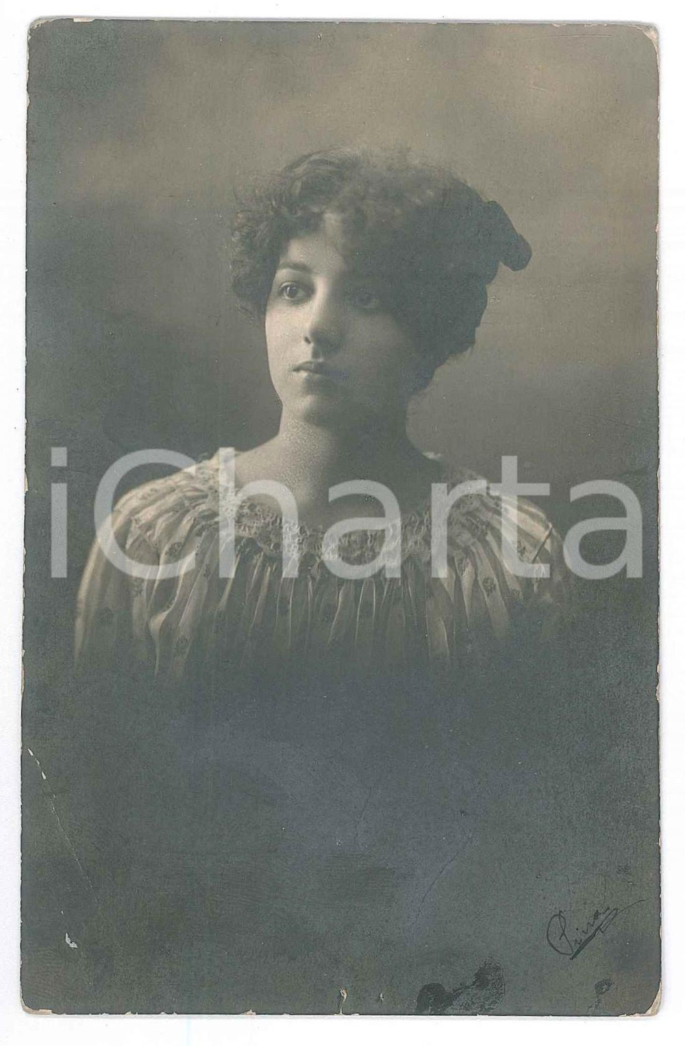 Fotografia d epoca originale 1918 TORINO Ritratto di Pina MICHELI  Giovane Foto CASTAGNERI 9x14 cm 1