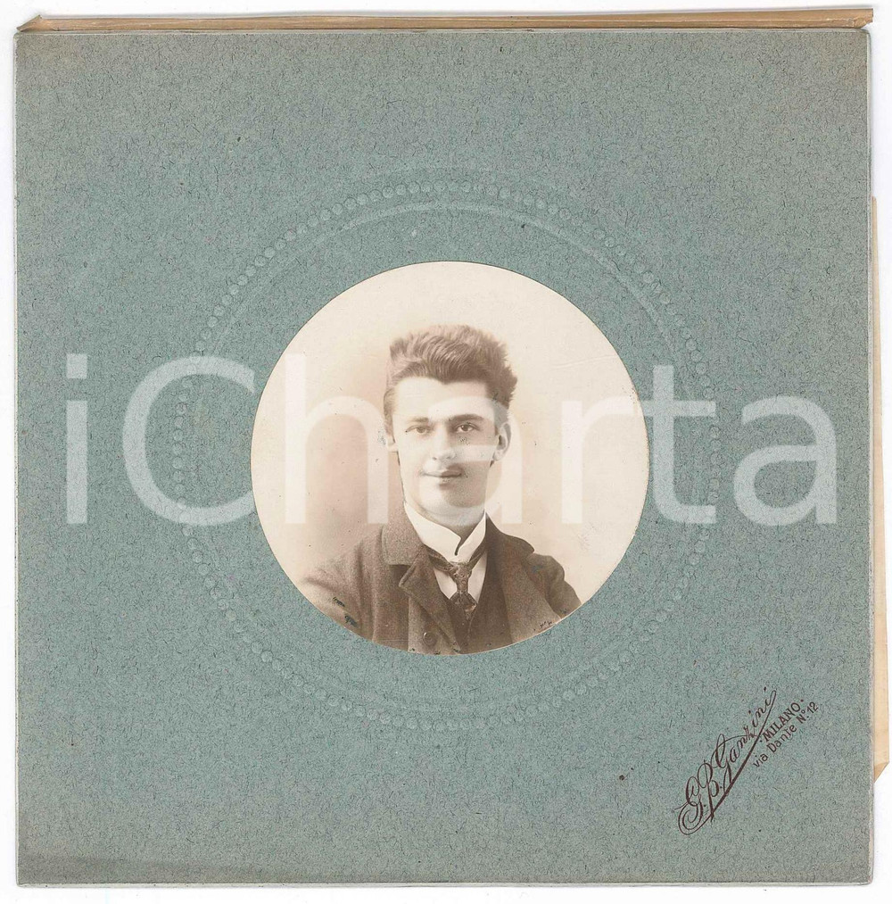 Fotografia d epoca originale 1910 ca MILANO Ritratto di giovane uomo  Foto G. B. GANZINI 15x15 cm 1