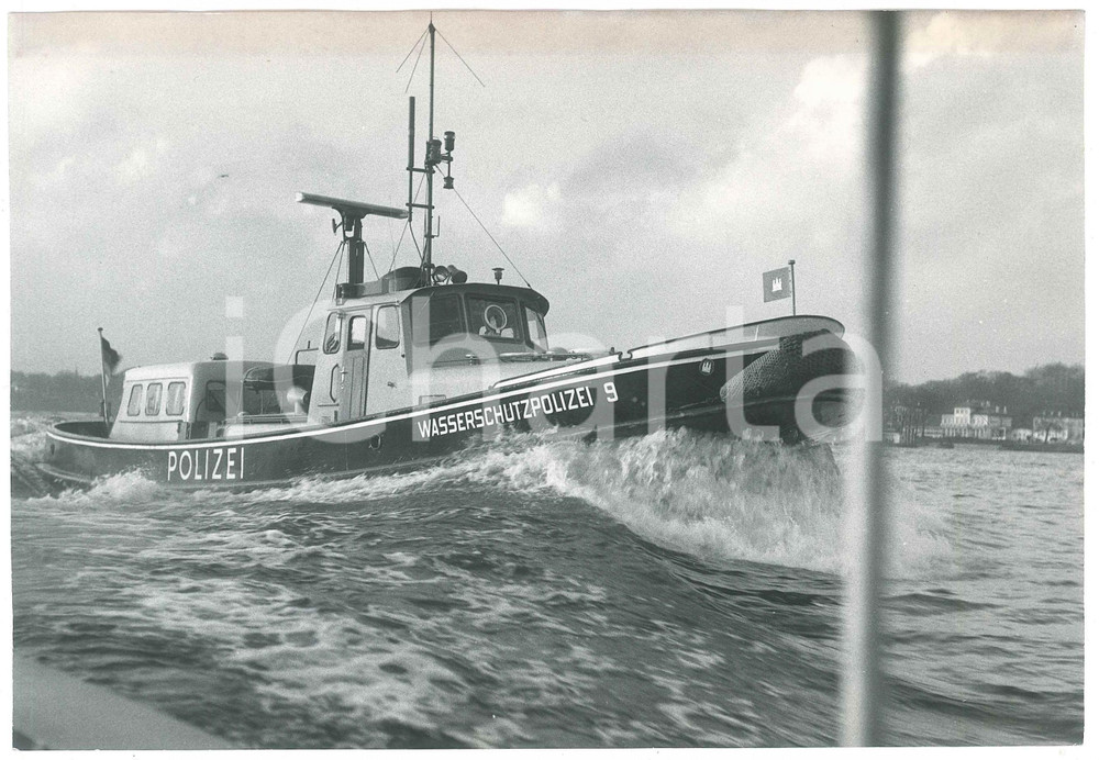 Fotografia d epoca originale 1970 ca DEUTSCHLAND  POLIZEI  Wasserschutzpolizei  Photo 22x15 cm 1