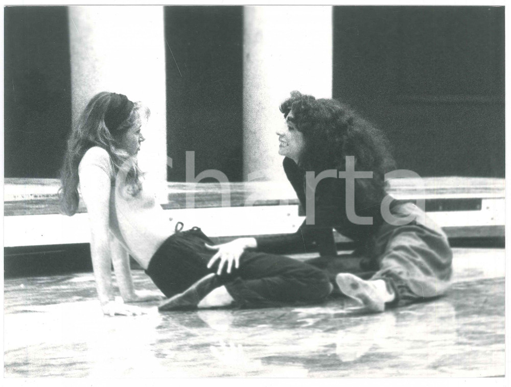 Fotografia d epoca originale 1984 TEATRO Prove Aminta Torquato TASSO Mariella VALENTINI Claudia FRATAGNOLI 1