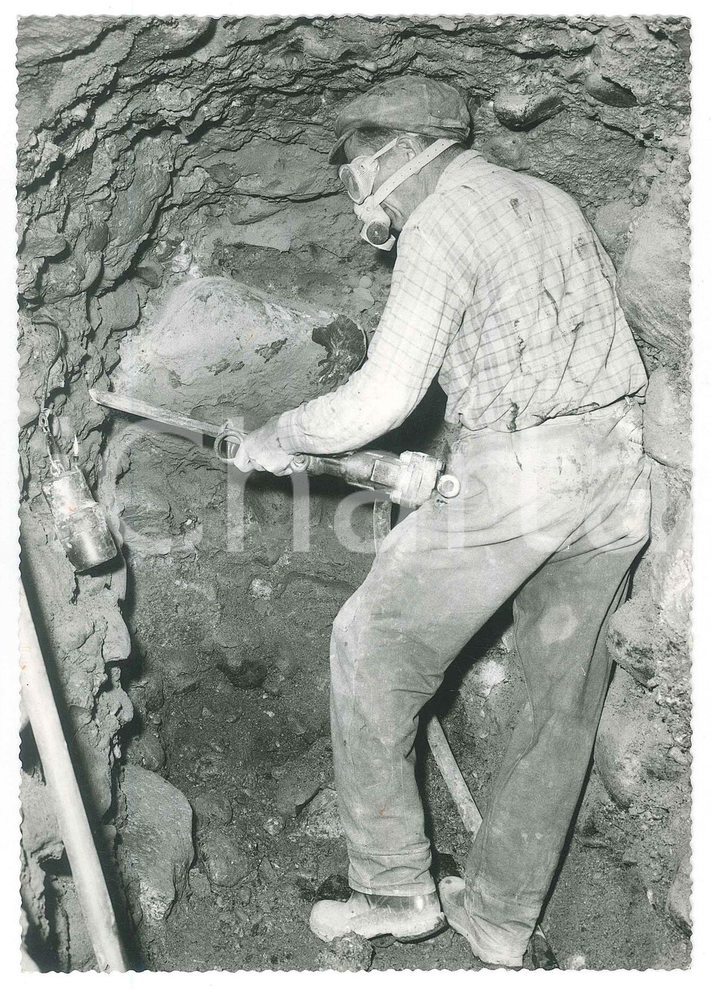 Fotografia d epoca originale 1967 ALPIGNANO TO Cantiere  Lavori stradali  Scavo tunnel 1 Foto 13x18 cm 1