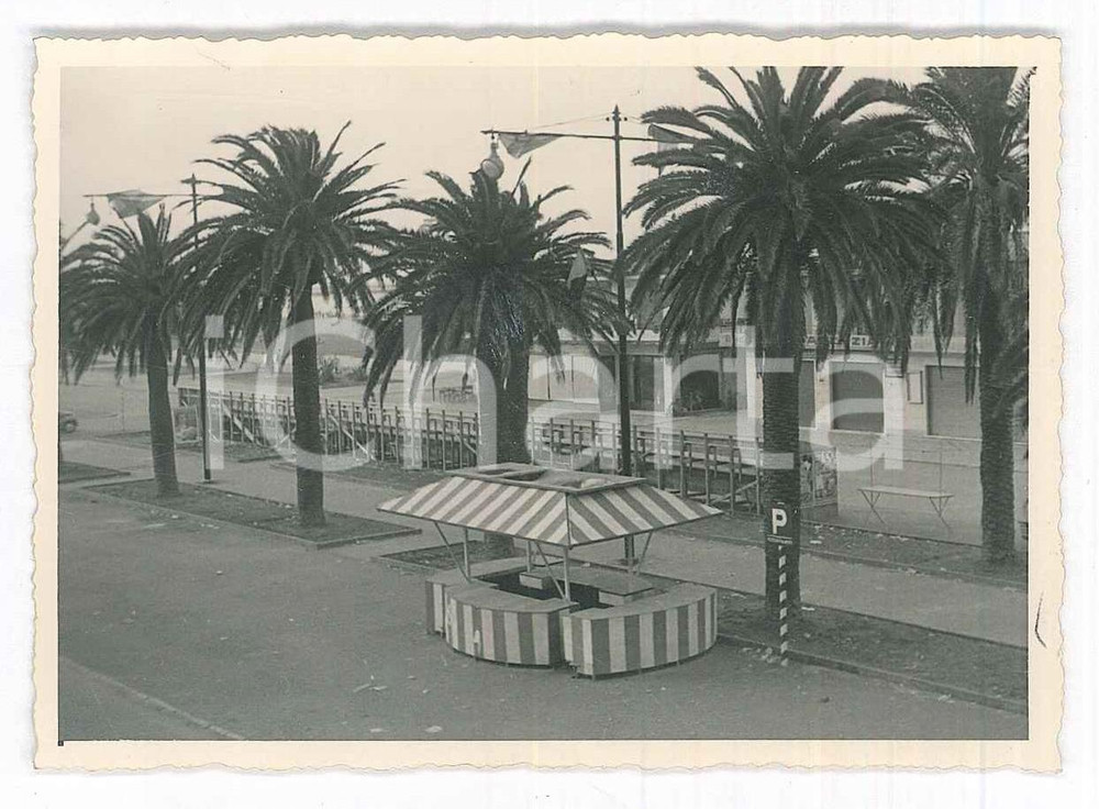 Fotografia d epoca originale 1954 VIAREGGIO Veduta del lungomare  Fotografia 10x7 cm 1