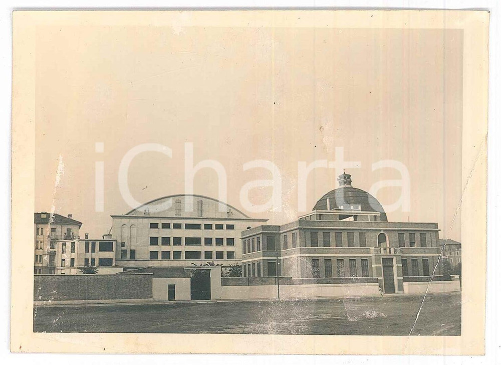 Fotografia d epoca originale 1930 ca ITALIA  ARCHITETTURA FASCISTA  Edificio con fasci  Foto DANNEGGIATA 1
