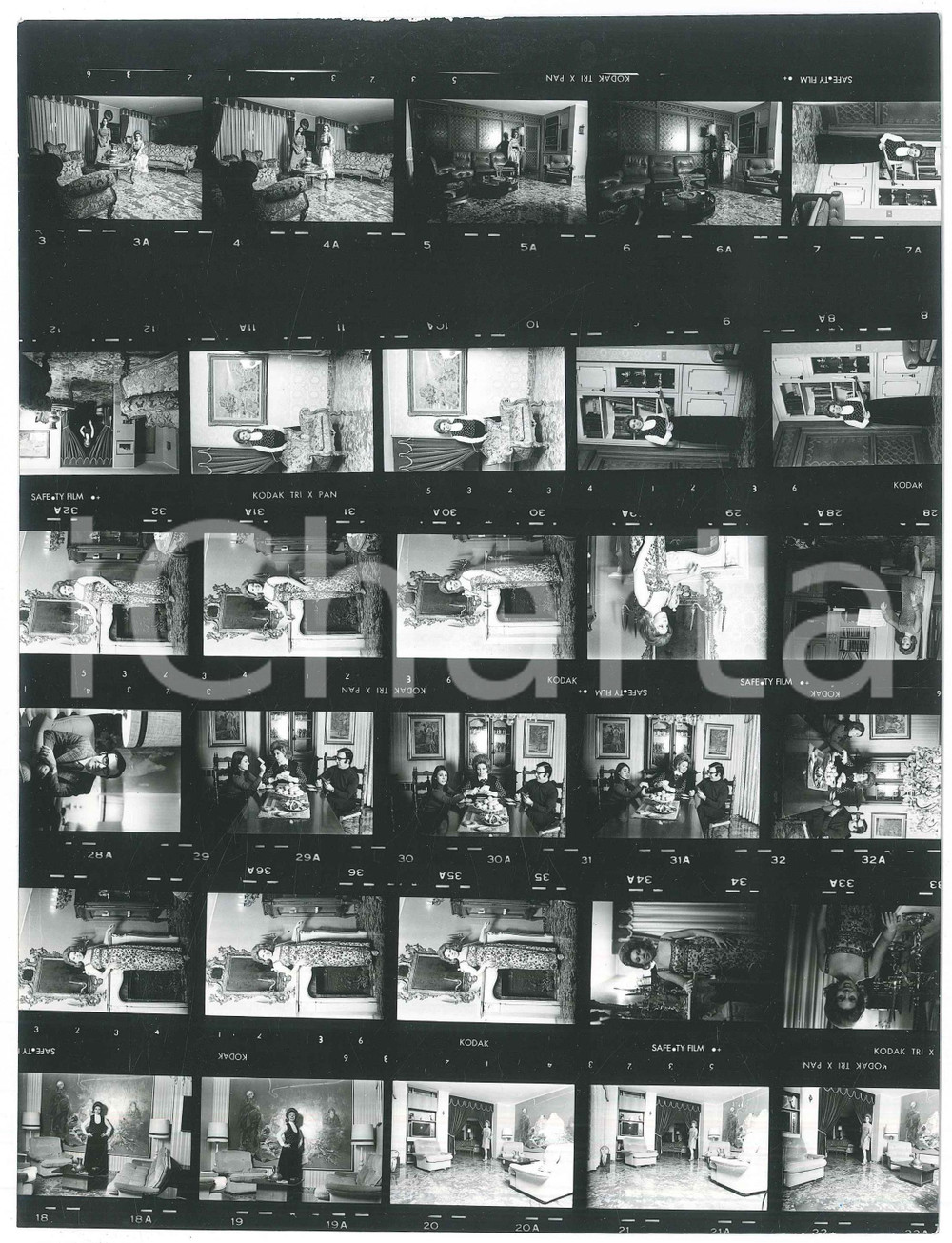 Fotografia d epoca originale 1970 ca COSTUME Soprano Mirella FRENI Leone MAGIERA Foto 30 provini 18x24 1