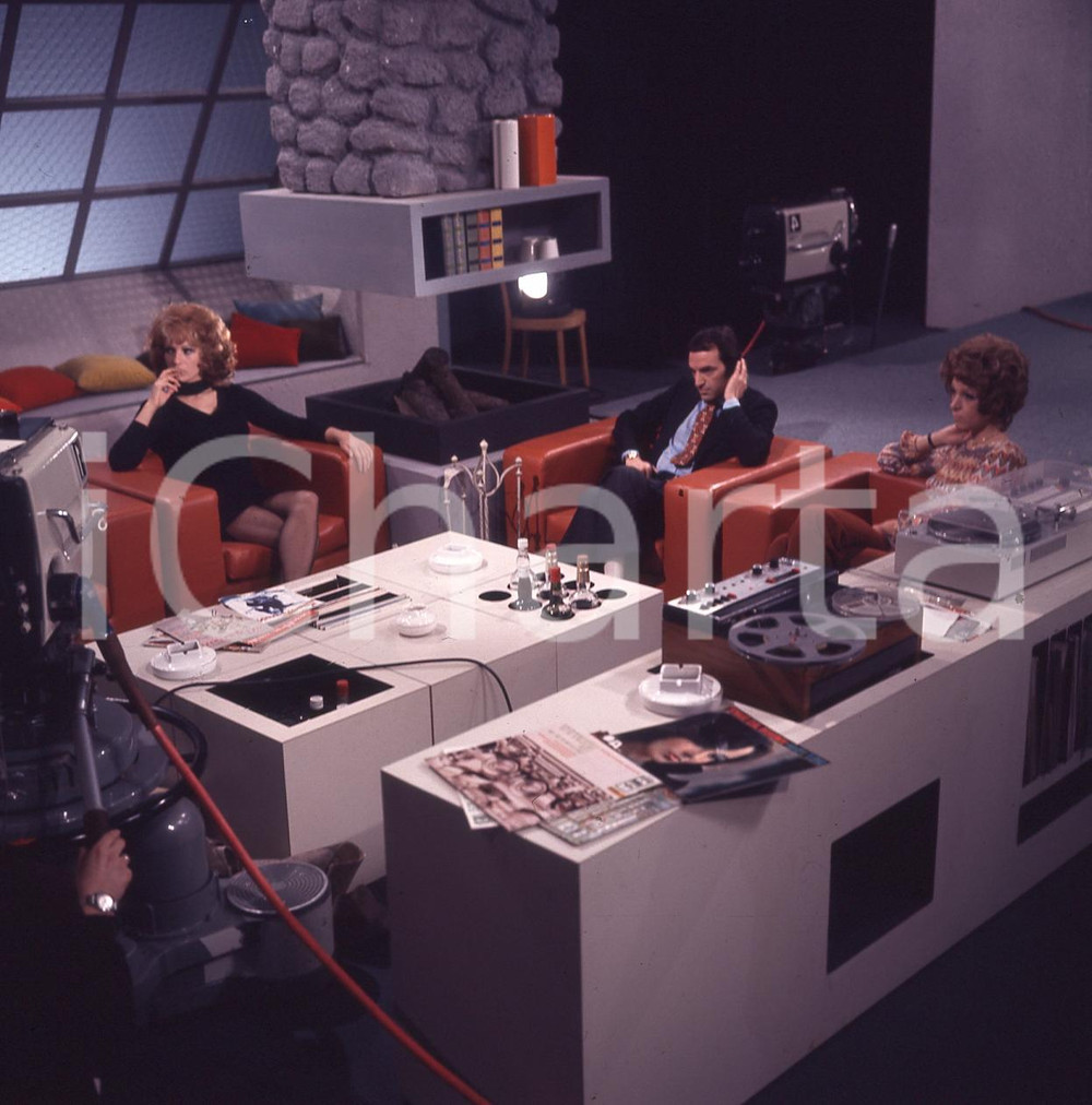 Fotografia d epoca originale 6X6cm DIAPOSITIVA ORIGINALE  1970 ca Iva ZANICCHI Antonio ANSOLDI sul set 2 1