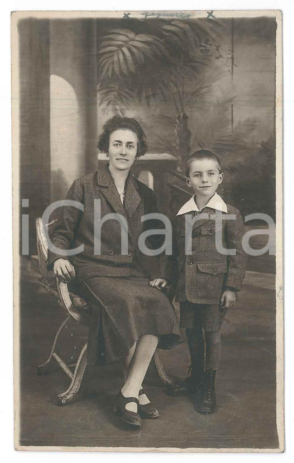 Fotografia d epoca originale 1940 ca PARIS MÃ¨re avec son fils  Photo carte postale Artistes Service 1