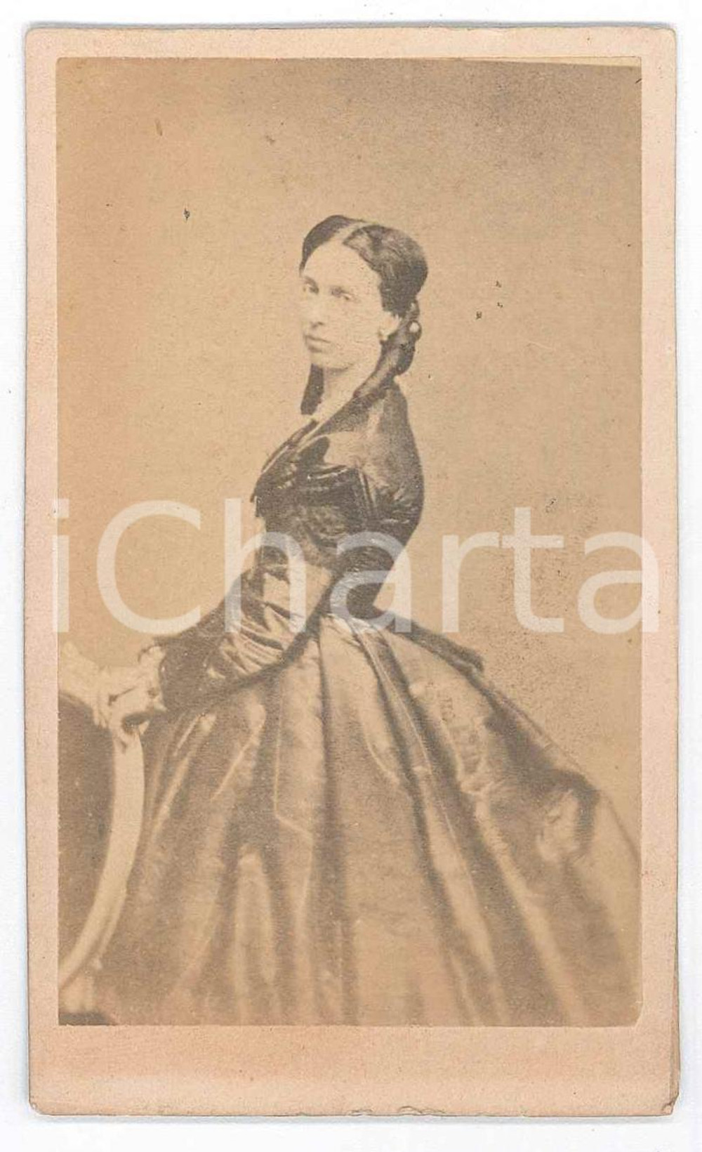 Fotografia d epoca originale 1870 ca NOBILTA  ITALIA Giovane donna di profilo  Ritratto Foto CDV 1