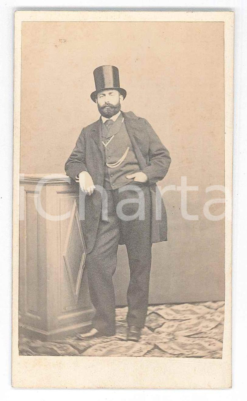 Fotografia d epoca originale 1870 ca NOBILTA  ITALIA Uomo con cilindro  Ritratto Foto CDV 1