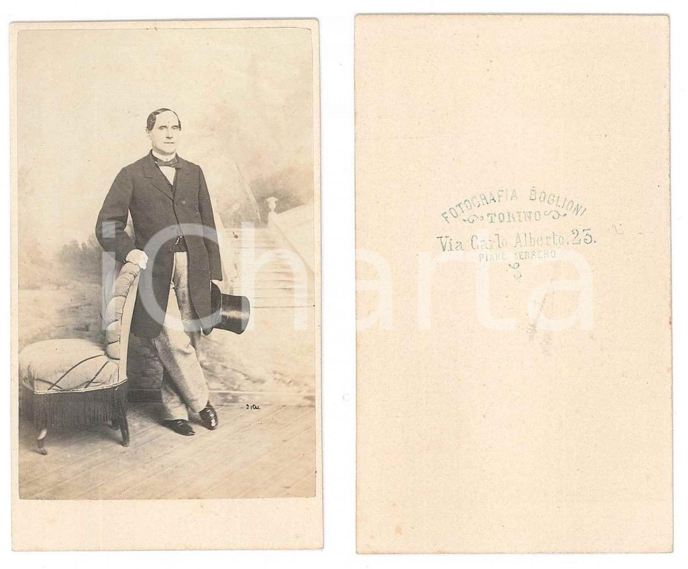 Fotografia d epoca originale 1870 ca TORINO Gentiluomo con il cilindro  Foto BOGLIONI CDV 1