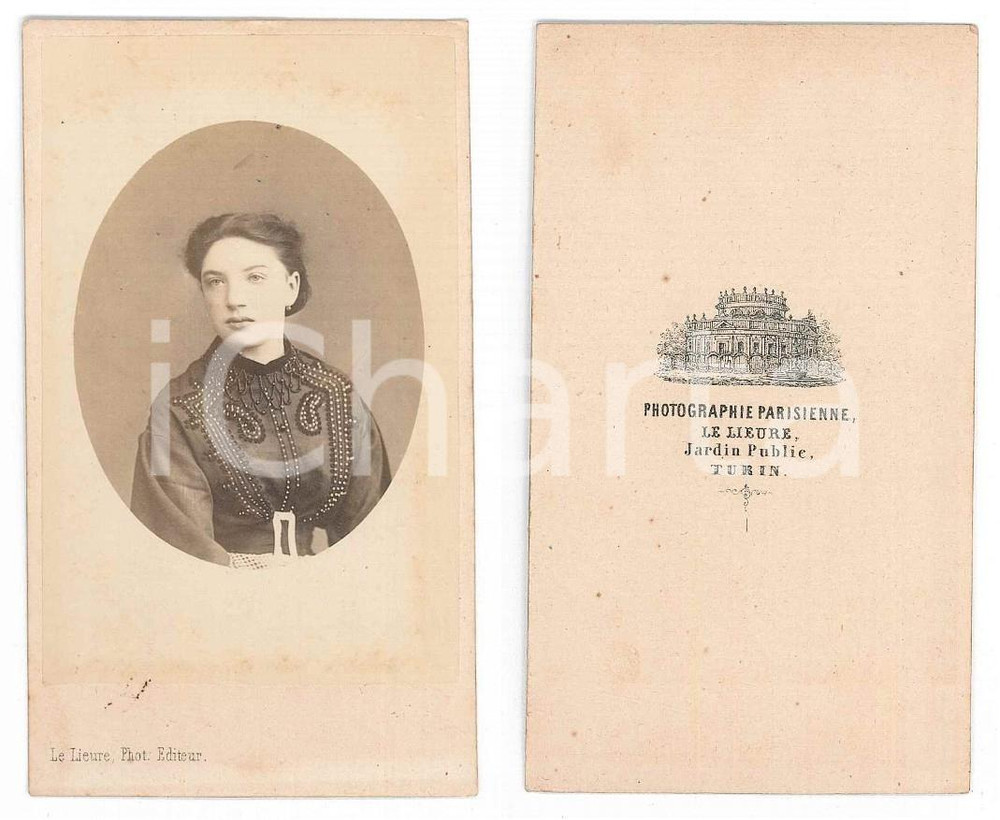 Fotografia d epoca originale 1870 ca TORINO Giovane donna con abito ricamato  Busto Foto LE LIEURE CDV 1