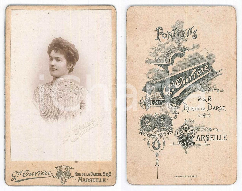 Fotografia d epoca originale 1905 ca MARSEILLE F Donna con abito ricamato Foto Gustave OUVIERE CDV 1