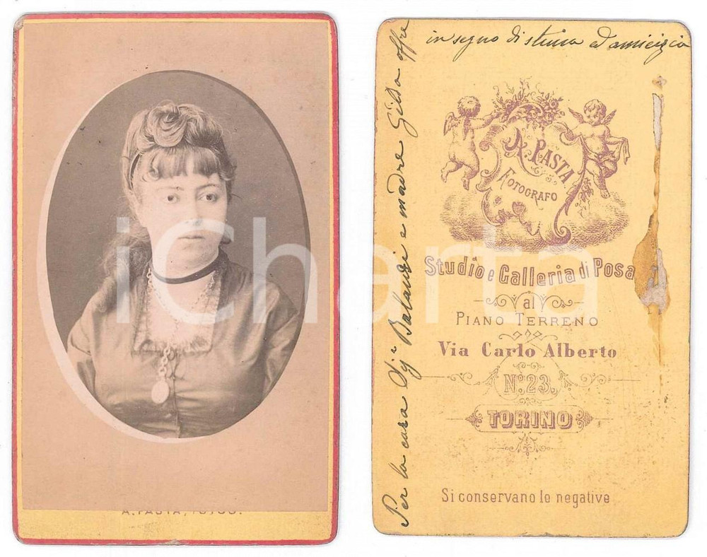 Fotografia d epoca originale 1880 ca TORINO Giovane donna con collana e medaglione Foto Alessandro PASTA CDV 1