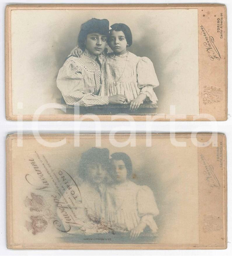 Fotografia d epoca originale 1900 ca TORINO Ritratto di due giovani sorelle  Foto Giuseppe NAVARINI 14x7 cm 1