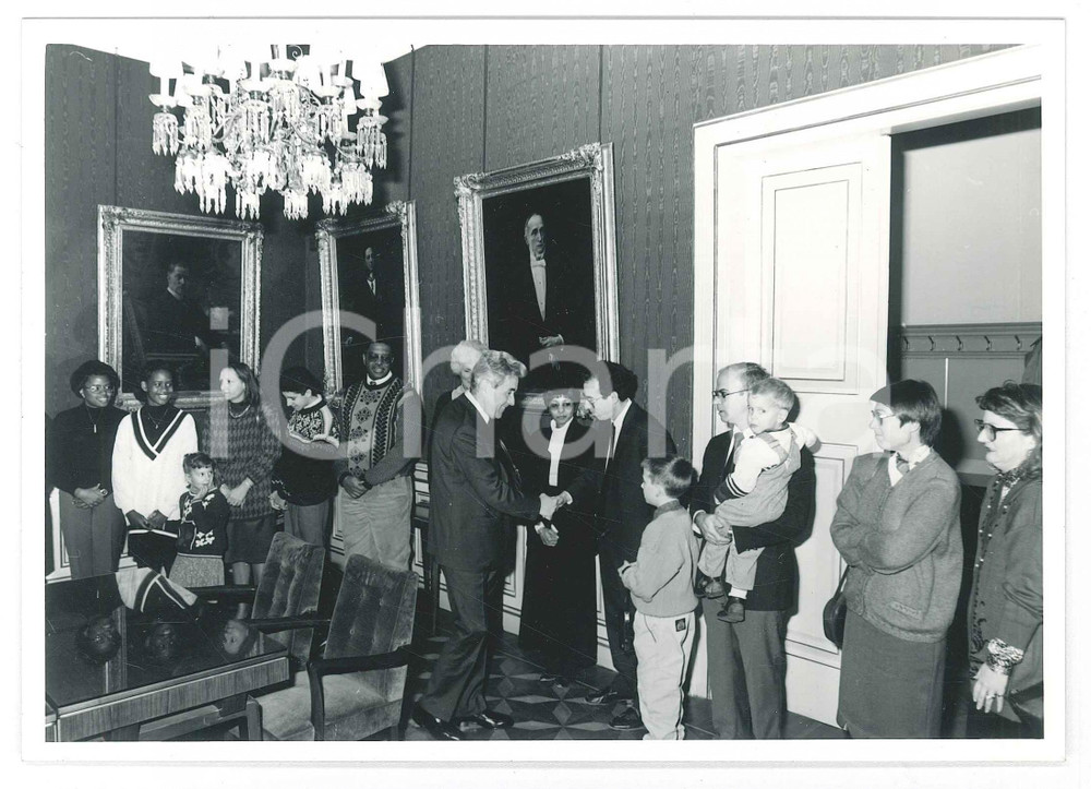 Fotografia d epoca originale 1990 TRIESTE Funzionari ambasciata USA in visita alla C.C.I.A.A.  Foto 18x13 cm 1