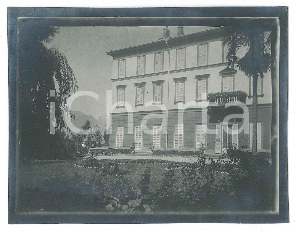 1920 ca ELLO (LC) Villa AMMAN - Facciata - Fotografia 12x10 cm Fotografia originale d'epoca.  GOOD/buono  Formato: 12x10 cm originale e autentica 1