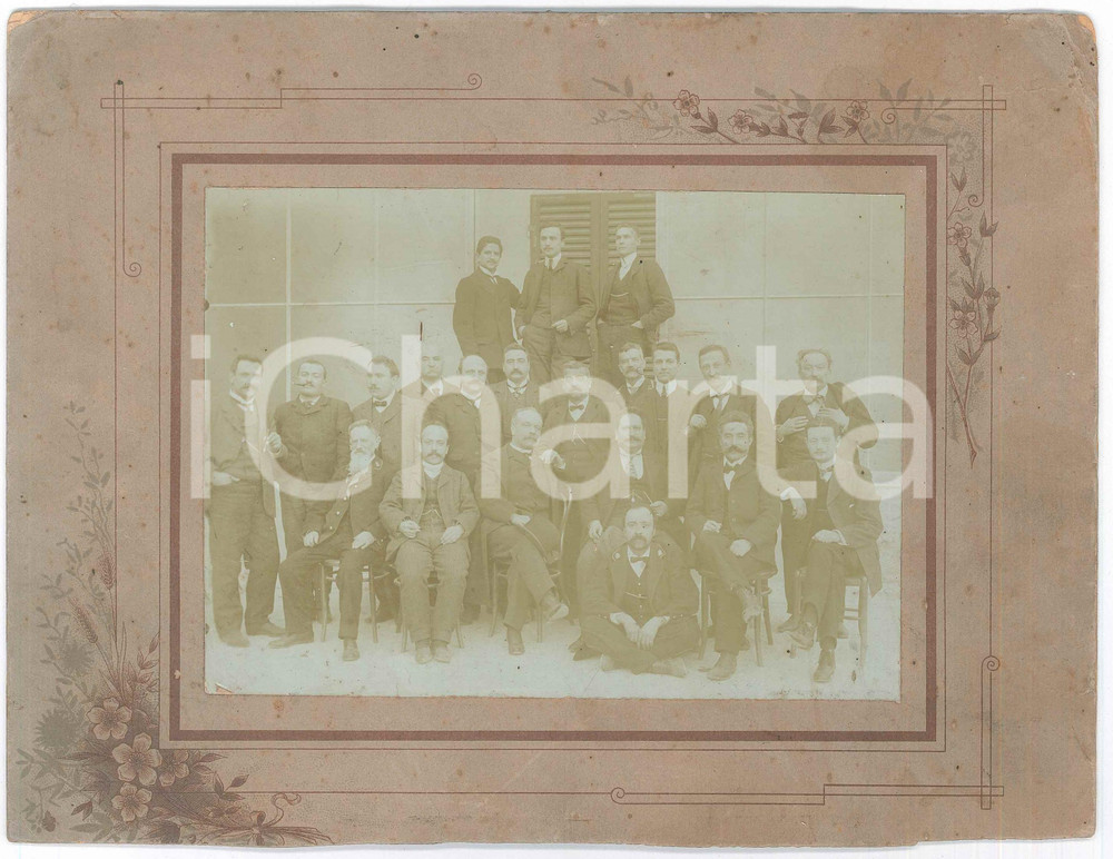 Fotografia d epoca originale 1910 ca COSTUME ITALIA Gruppo di uomini  SocietÃ  Foto anonima 24x18 cm 1