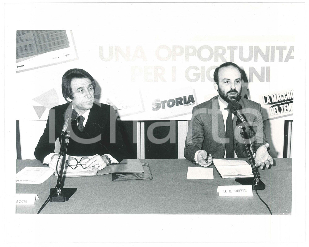 Fotografia d epoca originale 1980 ca ITALIA Giordano Bruno GUERRI Gabriele BACCHI Convegno STORIA ILLUSTRATA 1