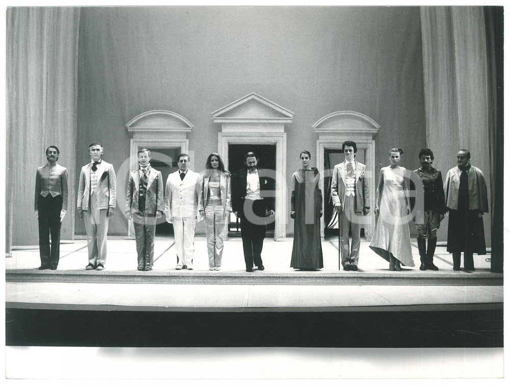 Fotografia d epoca originale 1976 MILANO TEATRO Il misantropo Regia Franco PARENTI  La compagnia Foto 1