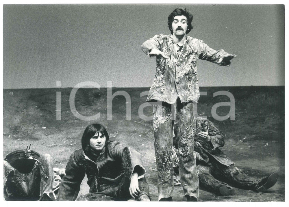 Fotografia d epoca originale 1975 ca TEATRO ITALIA  Spettacolo Fotografia di scena 24x18 cm 1