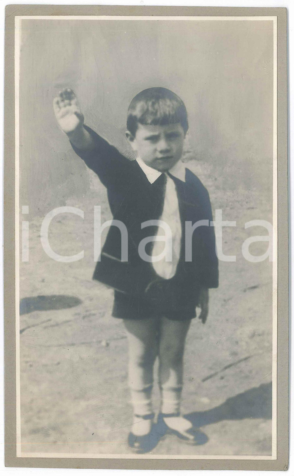 Fotografia d epoca originale 1940 ca FASCISMO ITALIA  Ritratto di balilla Fotografia 15x24 cm 1