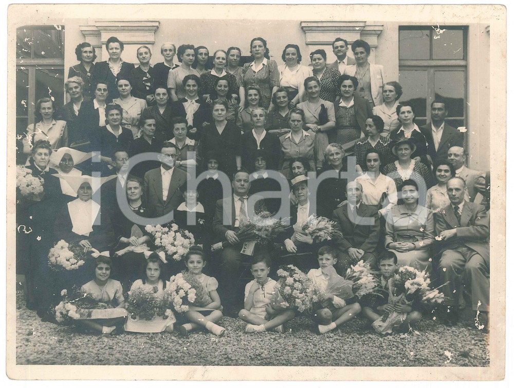 Fotografia d epoca originale 1950 ca CORTEMAGGIORE PC Gruppo in un istituto con bambini  Foto 24x18 cm 1