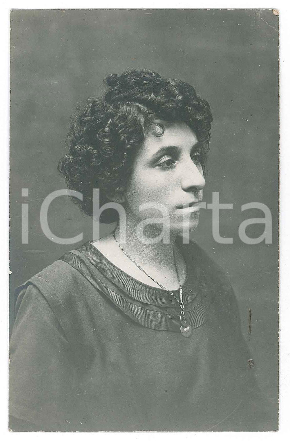 Fotografia d epoca originale 1919 GRAVEDONA CO Ritratto di Stella DIOTALLEVI  Fotocartolina 1