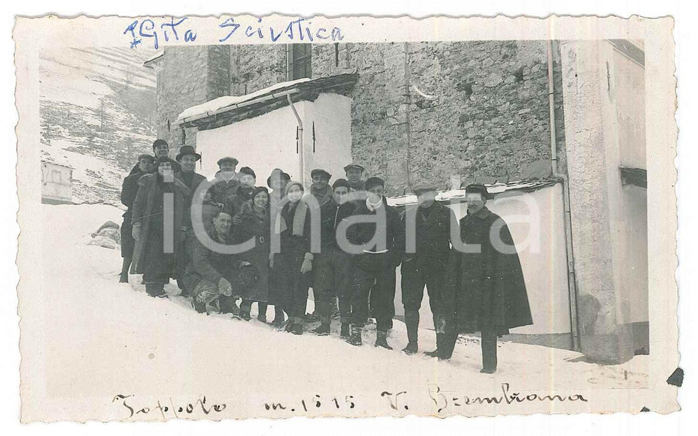 Fotografia d epoca originale 1935 ca FOPPOLO Gita sciistica in VAL BREMBANA Foto di gruppo 11x7 cm 1