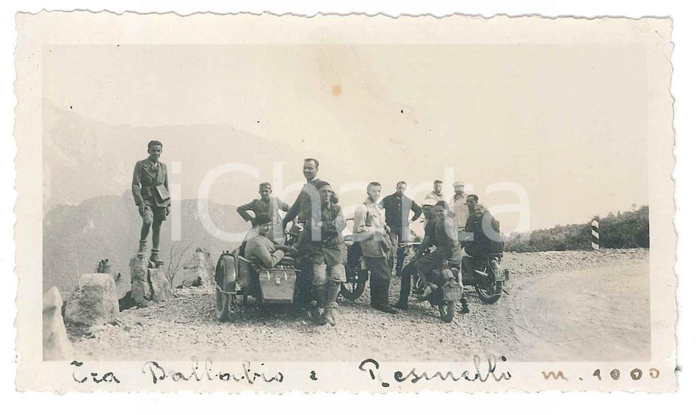 Fotografia d epoca originale 1935 ca BALLABIO  PIANI DEI RESINELLI Gita con moto e sidecar  Foto 11x6 cm 1