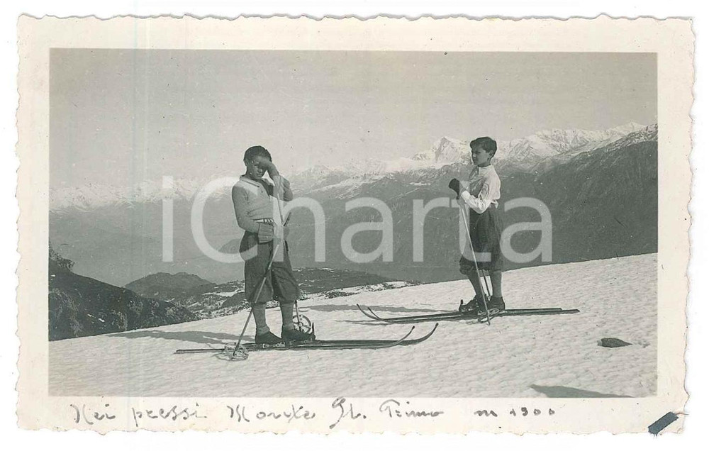 Fotografia d epoca originale 1935 ca PREALPI Piccoli sciatori al MONTE SAN PRIMO Foto 11x7 cm 1 1