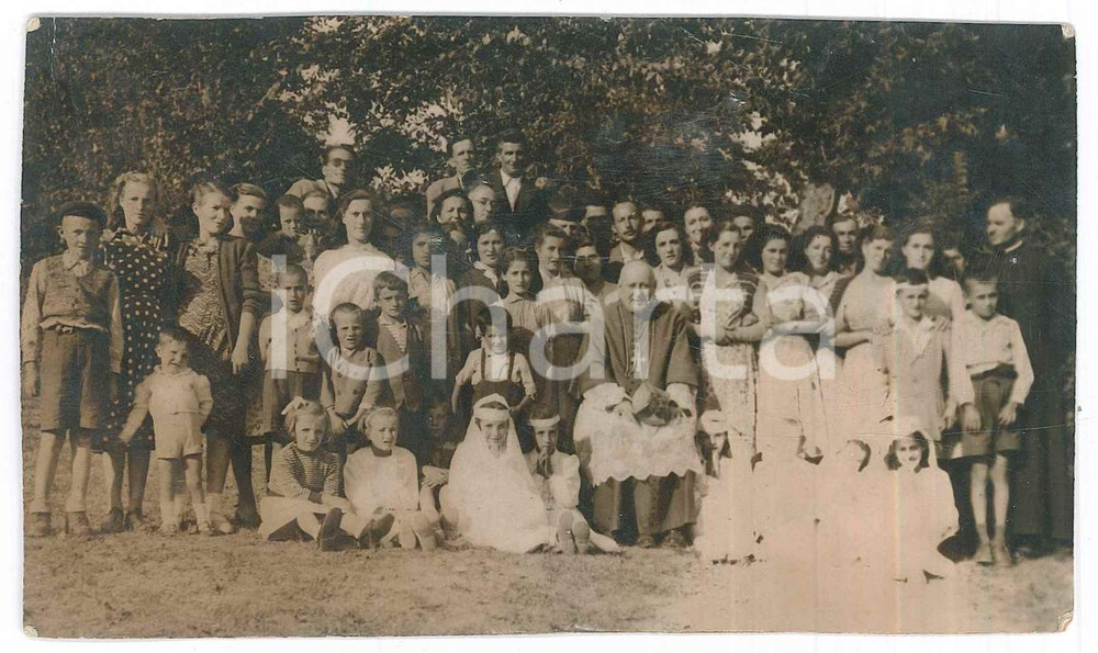 1930 ca ITALIA - CRESIMA Foto di gruppo con Vescovo e cresimandi - 13x7 cm
