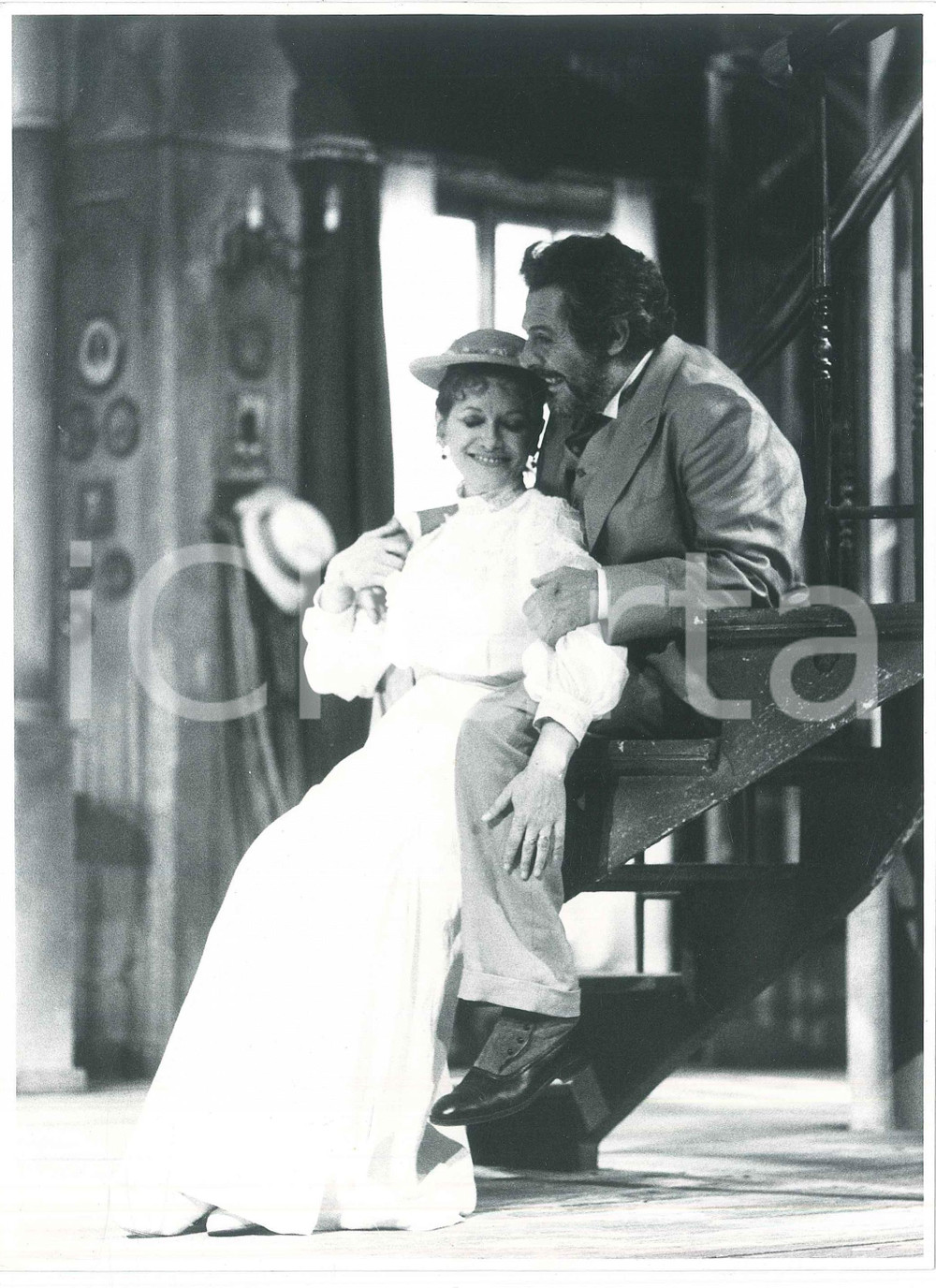 Fotografia d epoca originale 1987 TEATRO  PIANOLA MECCANICA Marcello MASTROIANNI Leda NEGRONI Foto 17x24 cm 1