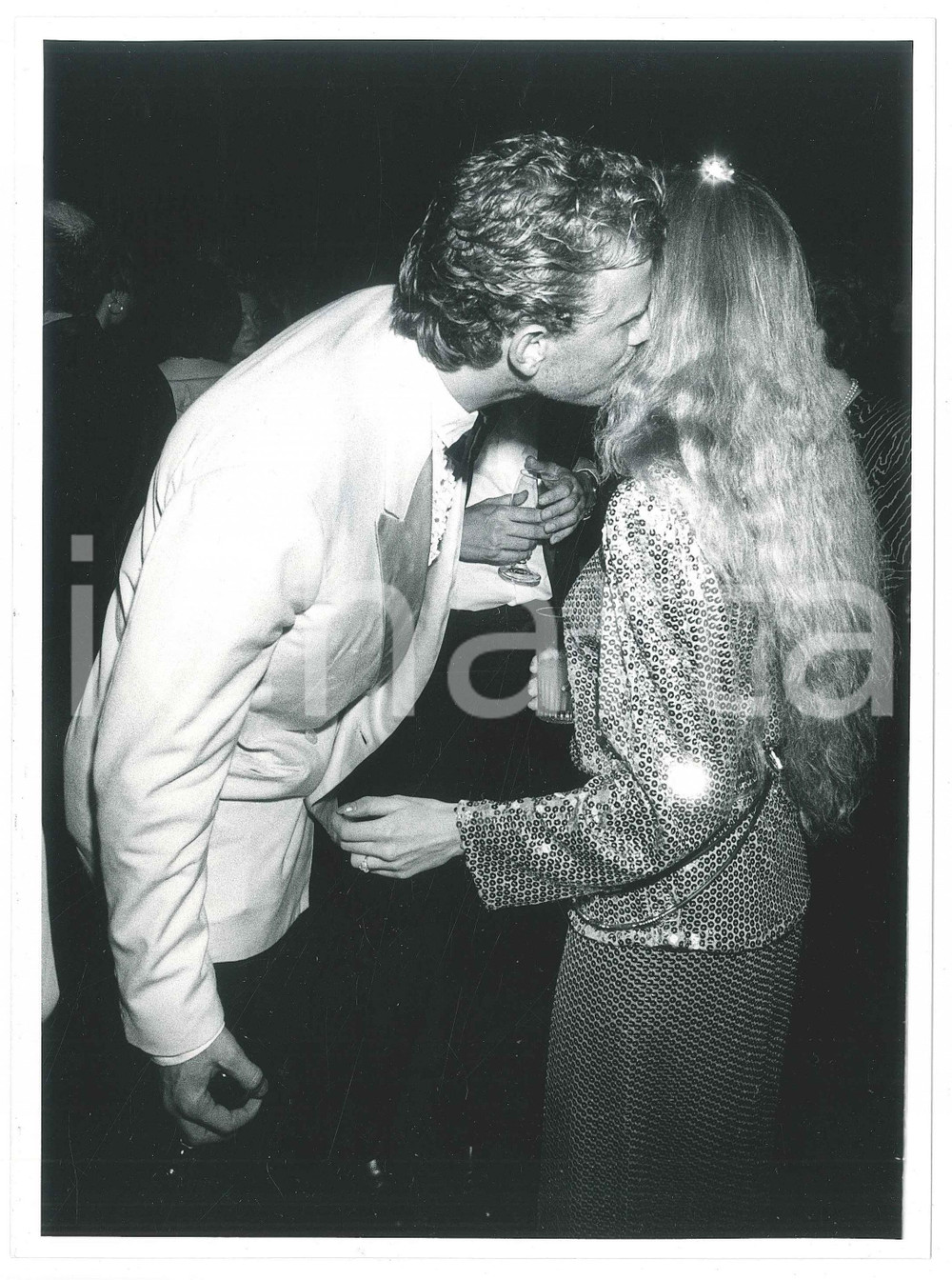 1986 CANNES - FESTIVAL DEL CINEMA Urbano BARBERINI a un party - Foto 18x24 cm