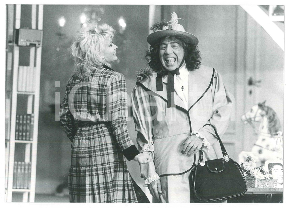 Fotografia d epoca originale 1988 TEATRO Una zingara m ha detto...  Gino BRAMIERI Paola QUATTRINI Foto 5 1