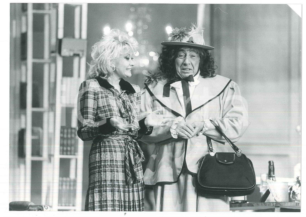 Fotografia d epoca originale 1988 TEATRO Una zingara m ha detto...  Gino BRAMIERI Paola QUATTRINI Foto 7 1