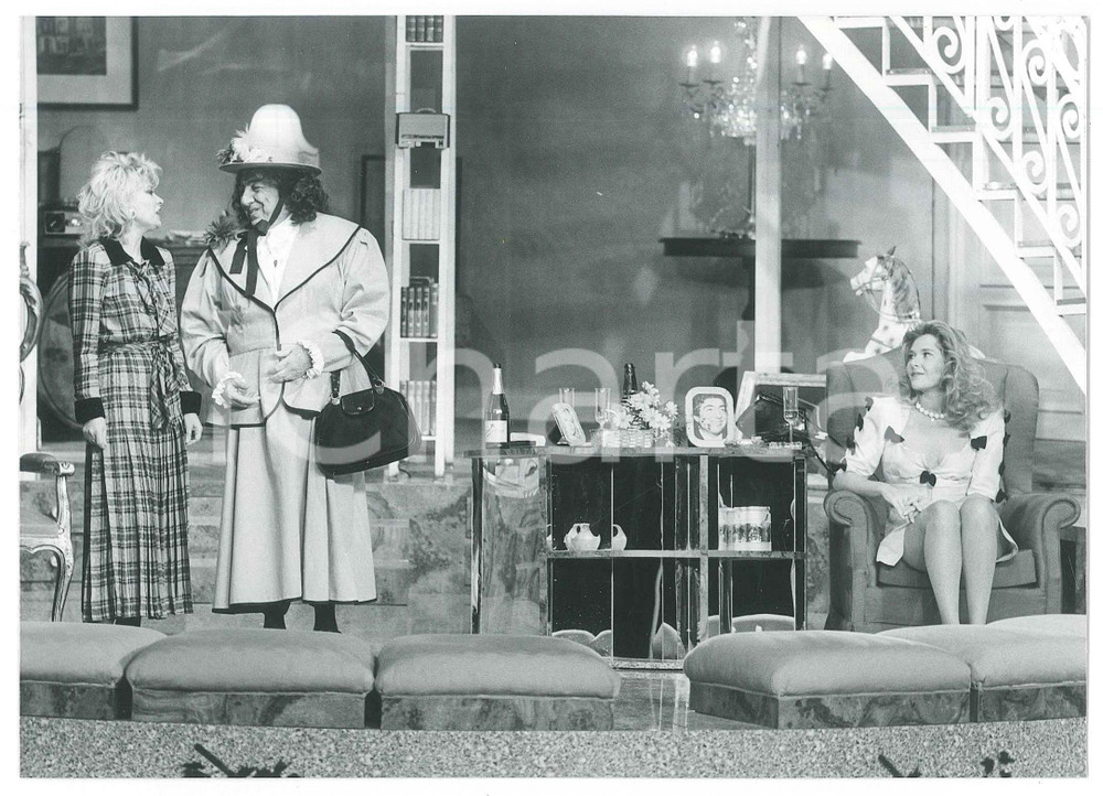 Fotografia d epoca originale 1988 TEATRO Una zingara m ha detto Gino BRAMIERI Paola QUATTRINI Cinzia BERNI 2 1