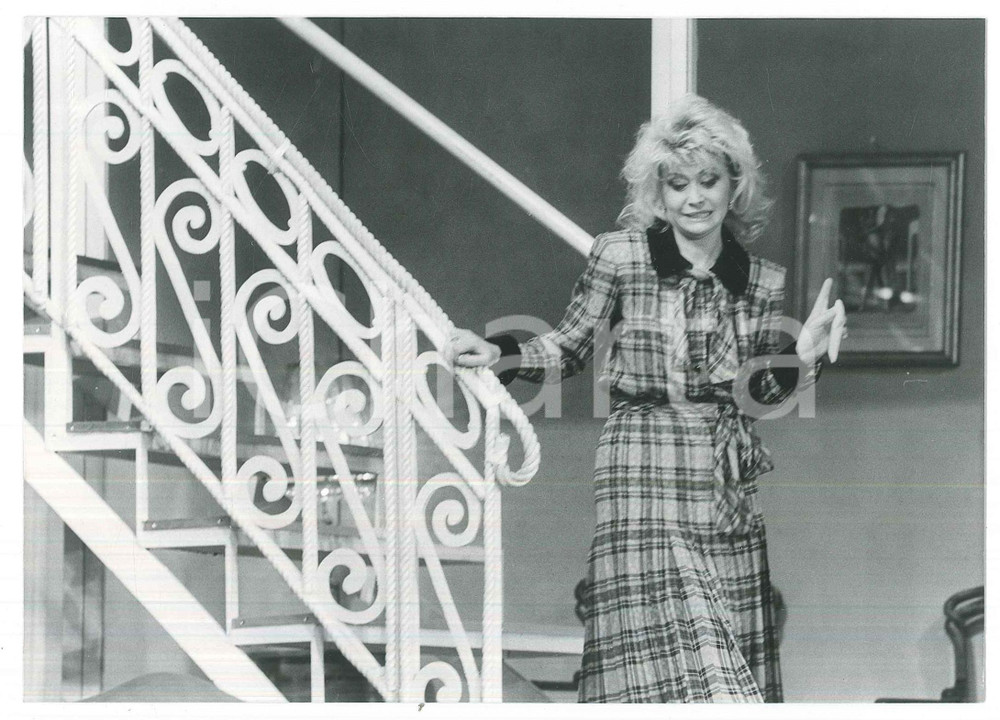 Fotografia d epoca originale 1988 TEATRO Una zingara m ha detto...  Paola QUATTRINI Foto 17x12 cm 1 1