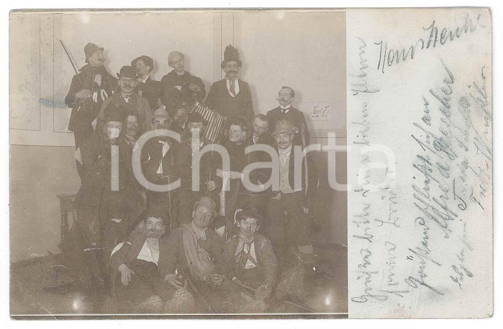 Fotografia d epoca originale 1907 EULAU GERMANIA Teatro amatoriale  Gruppo con fisarmonica  Foto 14x9 1